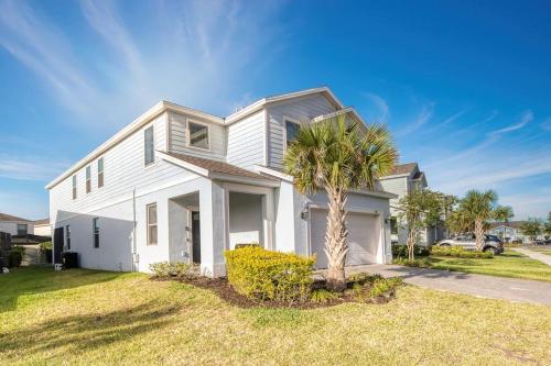 Windsor Bliss - Spacious Fun for Everyone!