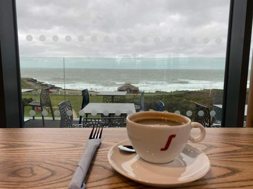 餐廳, The Gateway a lovely Spacious Seaside Property close to the beaches , centrally located in Porthcawl in 波斯考爾中東區 餐廳, The Gateway a lovely Spacious Seaside Property close to the beaches , centrally located in Porthcawl in 波斯考爾中東區