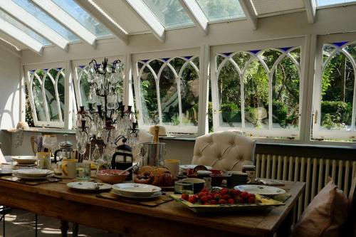Comida y bebida, Luxury Grade II Listed Cotswolds Retreat in Royal Market Town in Tetbury Comida y bebida, Luxury Grade II Listed Cotswolds Retreat in Royal Market Town in Tetbury