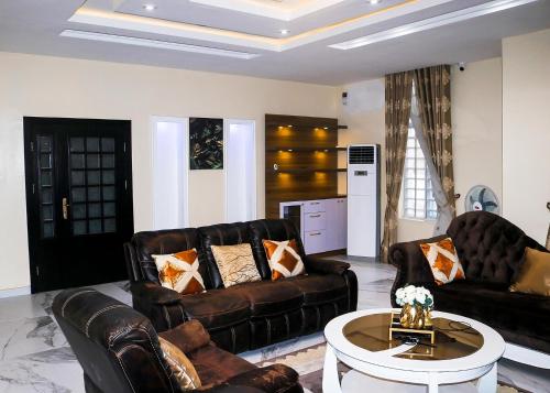 Remarkable 3-Bed Villa in Ajah Ogombo in Lekki Remarkable 3-Bed Villa in Ajah Ogombo in Lekki