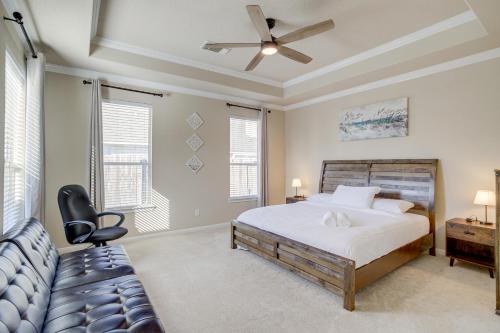 4 Mi to Six Flags Spring Vacation Home in Klein 4 Mi to Six Flags Spring Vacation Home in Klein