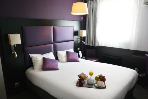 This photo about The Originals City, Au Relais Saint-Eloi, Tours (Inter-Hotel) shared on HyHotel.com
