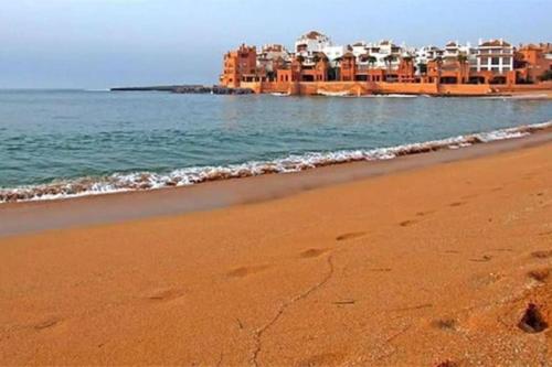 Appartement à 10 min de la Plage et Bien Equipé (Appartement a 10 min de la Plage et Bien Equipe) in Bouznika Appartement à 10 min de la Plage et Bien Equipé (Appartement a 10 min de la Plage et Bien Equipe) in Bouznika