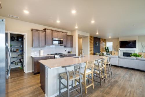 Furnished Patio and Fire Pit Bremerton Home! in Bremerton (WA) Furnished Patio and Fire Pit Bremerton Home! in Bremerton (WA)