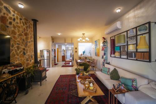 Laethos - the house of fun. in Netanya Laethos - the house of fun. in Netanya