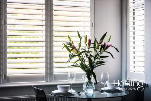 Зручності, Luxury Ascot Apartment Close To Racecourse No 6 in Ескот Зручності, Luxury Ascot Apartment Close To Racecourse No 6 in Ескот
