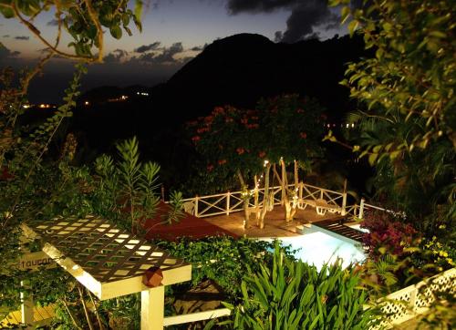 Vistas, El Momo Cottages in Windwardside Vistas, El Momo Cottages in Windwardside