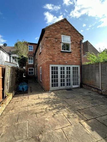 Relaxing Suite, Next to Station