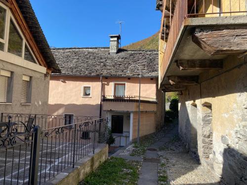 Casa nonna Domenica in Menzonio Casa nonna Domenica in Menzonio