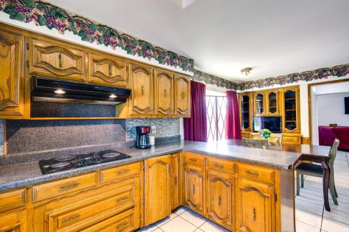 Charming Texas Escape, Near Cedar Hill State Park! in Duncanville Charming Texas Escape, Near Cedar Hill State Park! in Duncanville