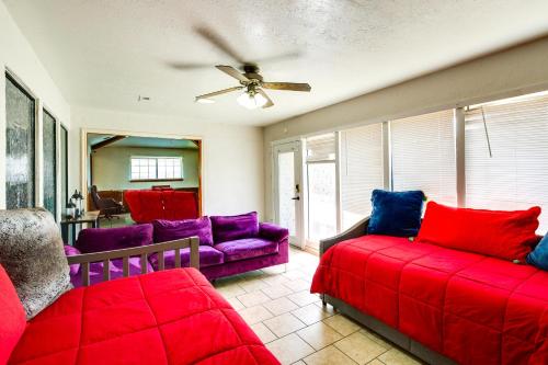 Charming Texas Escape, Near Cedar Hill State Park! in Duncanville Charming Texas Escape, Near Cedar Hill State Park! in Duncanville