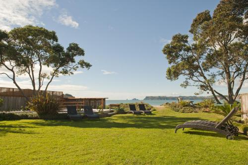 Hage, Beachfront Resort in Whitianga Hage, Beachfront Resort in Whitianga