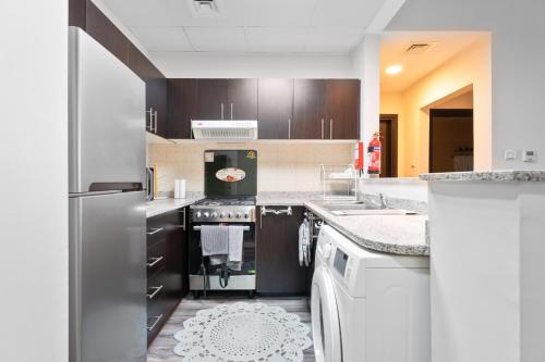 Aliving Elegant 1BR at Liwan Mazaya-11 near Dubai Silicon Oasis Aliving Elegant 1BR at Liwan Mazaya-11 near Dubai Silicon Oasis