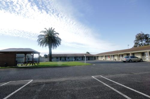 مدخل, Golden Palms Motel in Belmont مدخل, Golden Palms Motel in Belmont