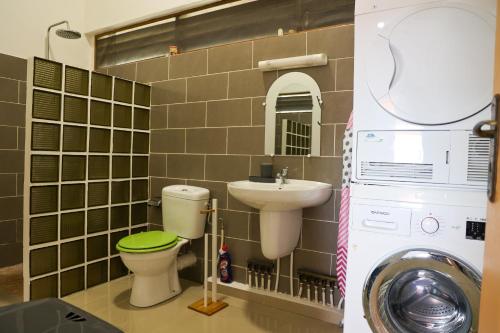 MANA - SRFB 5 in Saint-Laurent-du-Maroni MANA - SRFB 5 in Saint-Laurent-du-Maroni