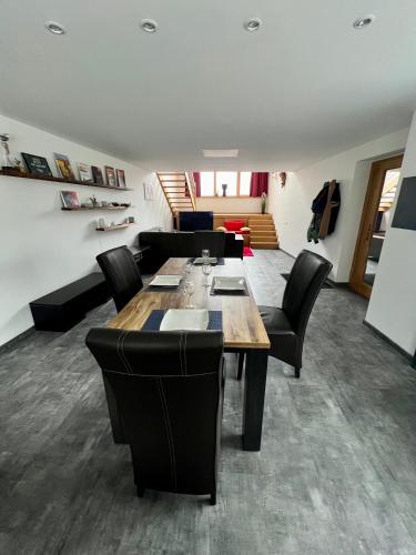 المرافق, Capstay La Louvière (Capstay La Louviere) in La Louviere المرافق, Capstay La Louvière (Capstay La Louviere) in La Louviere