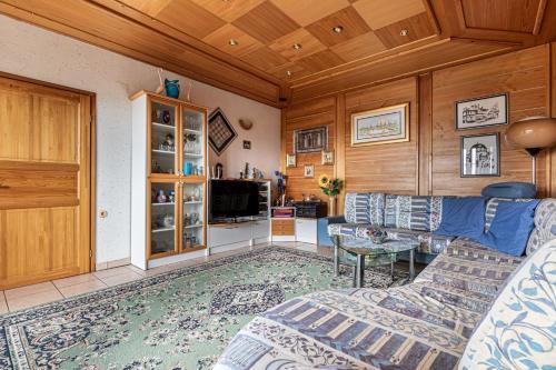 Pool Villa Adonis - Happy Rentals in Štrekljevec Pool Villa Adonis - Happy Rentals in Štrekljevec