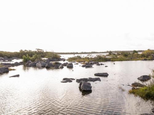 Vista exterior, Lakeside in Ballaghadereen Vista exterior, Lakeside in Ballaghadereen