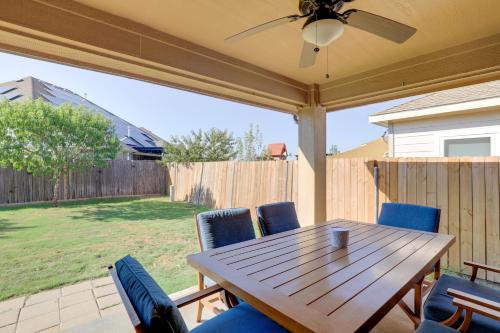 Covered Patio and Large yard Mansfield Home in Mansfield Covered Patio and Large yard Mansfield Home in Mansfield