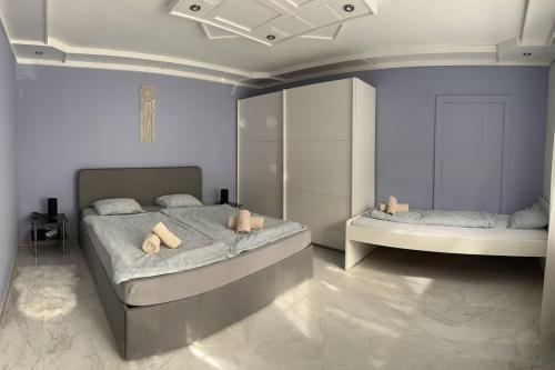 Outlet Center House, Pool-Jacuzzi-Garden-Sundeck in Parndorf Outlet Center House, Pool-Jacuzzi-Garden-Sundeck in Parndorf