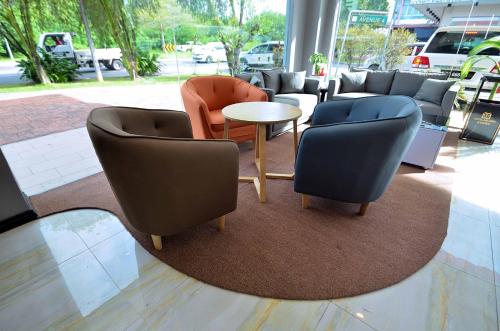 Facilities, Hotel Meliden in Bandar Indah Facilities, Hotel Meliden in Bandar Indah