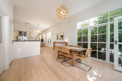 Timeless Gem in Malvern East in Malvern Timeless Gem in Malvern East in Malvern