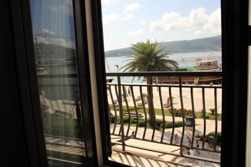 Hotel Pine in Tivat Hotel Pine in Tivat