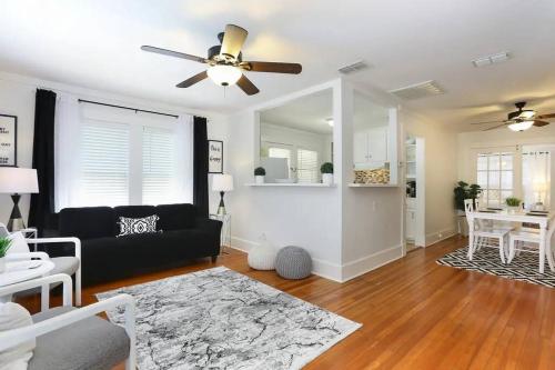 Stay Near Downtown, Riverwalk, & Pearl in 1 BR/1BA near San Antonio Botanikus Kert Stay Near Downtown, Riverwalk, & Pearl in 1 BR/1BA near San Antonio Botanikus Kert