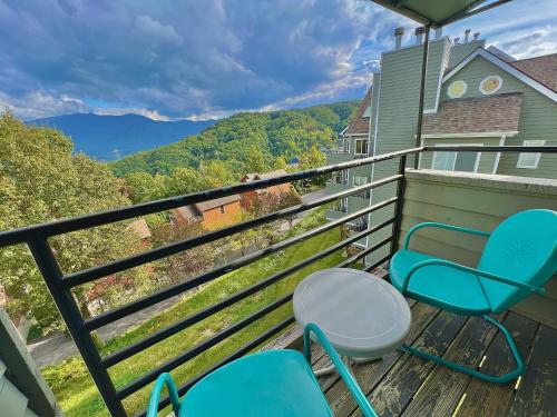 Smoky Top Summit Condo Condo in Gatlinburg (TN) Smoky Top Summit Condo Condo in Gatlinburg (TN)
