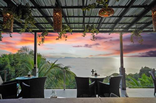 Restaurant, Sunset Hill Boutique Resort in Ko Pha-ngan Restaurant, Sunset Hill Boutique Resort in Ko Pha-ngan