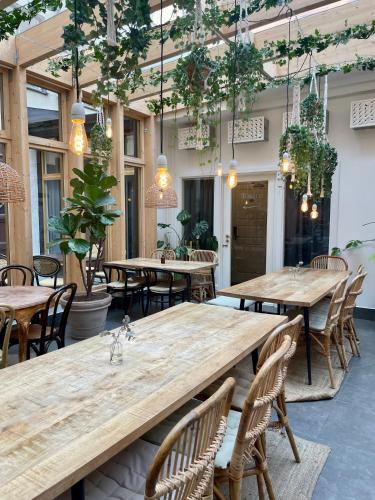 Restaurant, Unique Hotel Jungfrugatan in City Center - Östermalm Restaurant, Unique Hotel Jungfrugatan in City Center - Östermalm