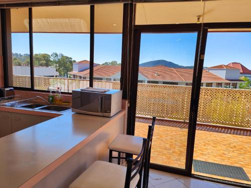 Tuggeranong Short Stay #08C - Sleeps 6 in تاجيرانونج Tuggeranong Short Stay #08C - Sleeps 6 in تاجيرانونج