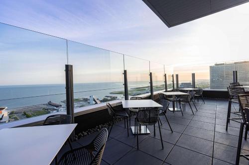 حانة/استراحة, هامبتون كليفلاند داونتاون (Hilton Cleveland Downtown) in كليفلاند حانة/استراحة, هامبتون كليفلاند داونتاون (Hilton Cleveland Downtown) in كليفلاند