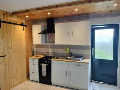 Achill Island 1 bedroom Self Catering apartment in Achill Sound Achill Island 1 bedroom Self Catering apartment in Achill Sound