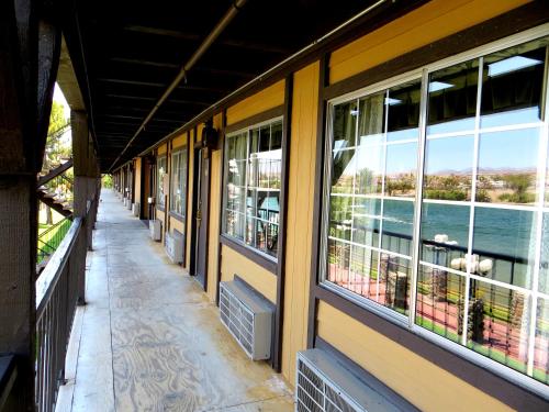 Entrance, Pioneer Hotel and Gambling Hall in Laughlin (NV) Entrance, Pioneer Hotel and Gambling Hall in Laughlin (NV)