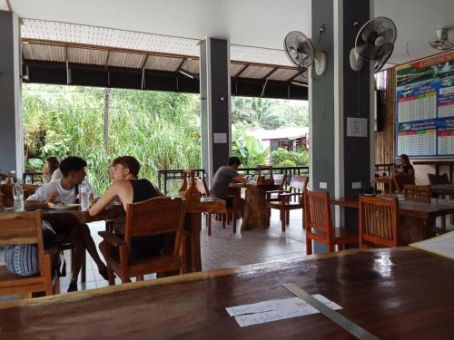 餐飲選擇, Khao Sok Inn Hostel in 索克山(素叻府) 餐飲選擇, Khao Sok Inn Hostel in 索克山(素叻府)