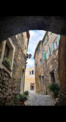 Charmant appartement de village renove in Gorbio Charmant appartement de village renove in Gorbio