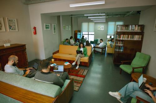 Shared lounge/TV area, 11+1 by TUMO in Dilijan Shared lounge/TV area, 11+1 by TUMO in Dilijan