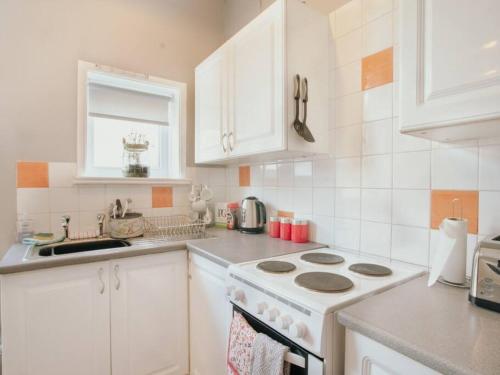 Konyha, Halifax Town House - Cosy - Sleeps 5 in Ovenden Konyha, Halifax Town House - Cosy - Sleeps 5 in Ovenden