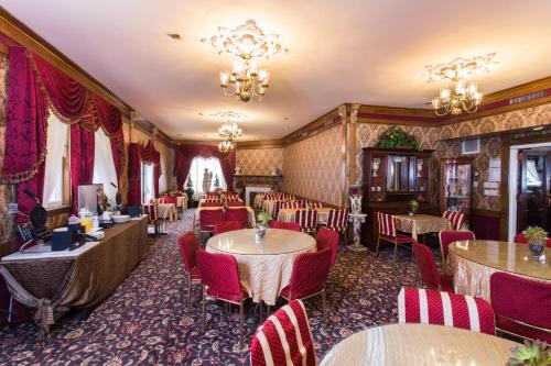 Food and beverages, Queen Anne Hotel in Pacific Heights Food and beverages, Queen Anne Hotel in Pacific Heights