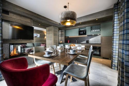 Chalets Izia - Village Montana in วาล อีแซร์ Chalets Izia - Village Montana in วาล อีแซร์