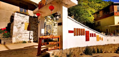 Зовнішній вигляд готелю, Kangding Guozhuang Nan Wu Hao Boutique Inn in Ганзі Зовнішній вигляд готелю, Kangding Guozhuang Nan Wu Hao Boutique Inn in Ганзі