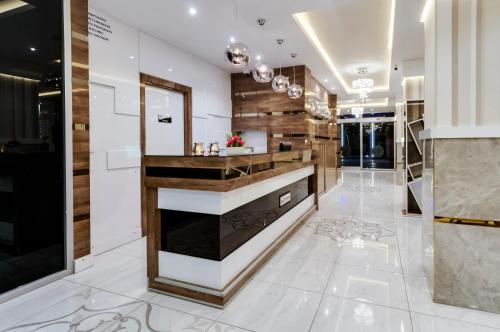 Előcsarnok, PARK YALÇIN HOTEL (PARK YALCIN HOTEL) in Mersin Előcsarnok, PARK YALÇIN HOTEL (PARK YALCIN HOTEL) in Mersin