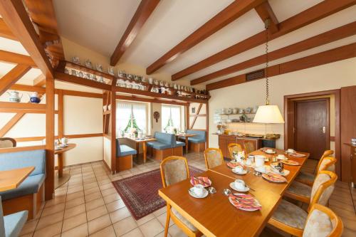 Їжа та напої, Hotel Zum Kaffeekannchen in Norderstedt Їжа та напої, Hotel Zum Kaffeekannchen in Norderstedt