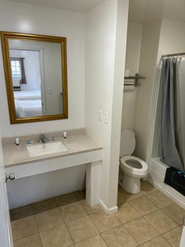 Baño, Lake View Inn Lake George in Lake George Baño, Lake View Inn Lake George in Lake George