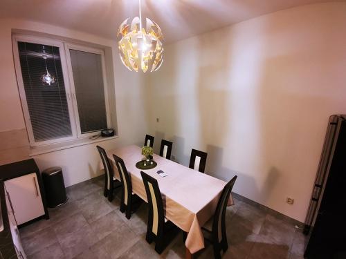 Зручності, PIANO STUDIO in Велька Ломніца Зручності, PIANO STUDIO in Велька Ломніца