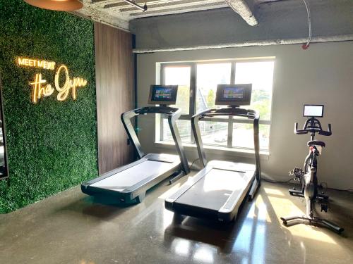 Fitneszközpont, Luxury Furnished Apartment in Heart of Quincy in Quincy (Massachussetts) Fitneszközpont, Luxury Furnished Apartment in Heart of Quincy in Quincy (Massachussetts)