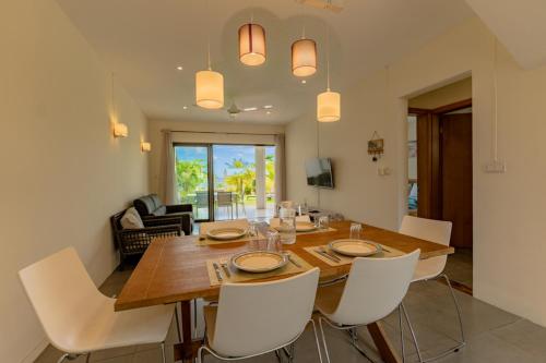Stella Marris beachfront villa in Pointe Aux Sables Stella Marris beachfront villa in Pointe Aux Sables