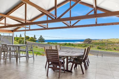 Luxury Beach House in Kianga Luxury Beach House in Kianga