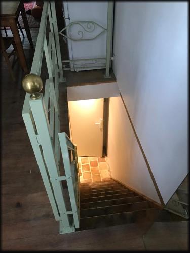 Maisonnette art déco (Maisonnette art deco) in Saint Sauves D'Auvergne Maisonnette art déco (Maisonnette art deco) in Saint Sauves D'Auvergne